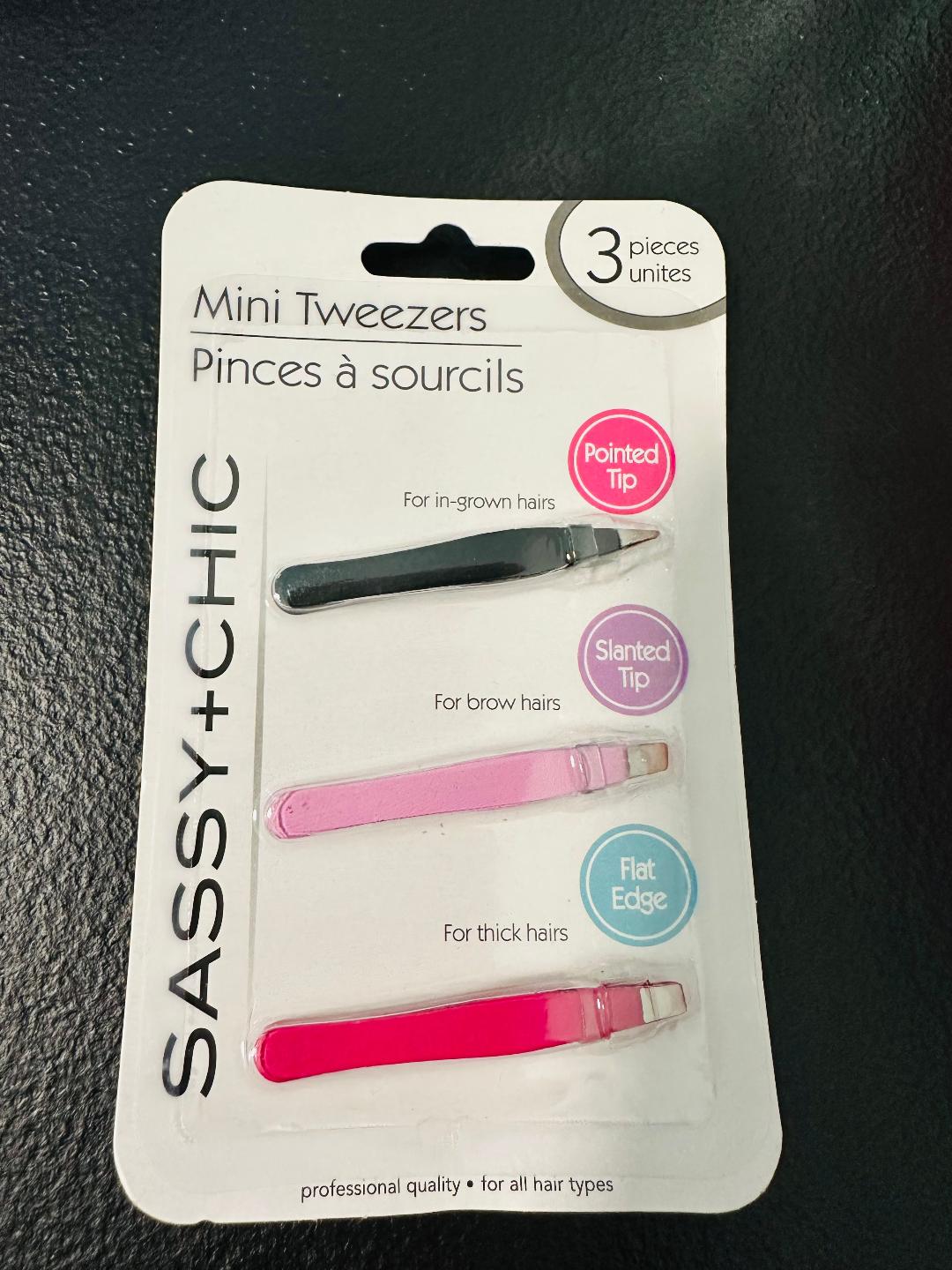 Sassy & Chic 3 Piece Mini Tweezers