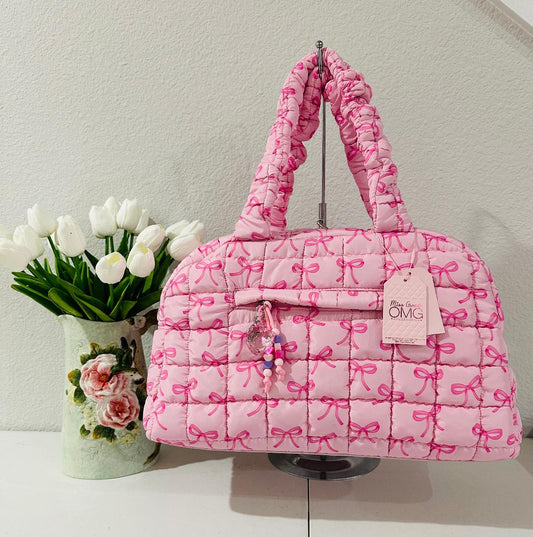OMG Accessories Pink Medium Duffle Quilted bag